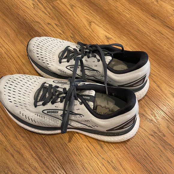 Brooks Glycerin 19 Running Shoe White/Grey Size 11 Women’s Wide - Picture 1 of 4